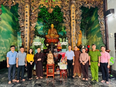PHƯỜNG PHẠM NGŨ LÃO THĂM, CHÚC MỪNG CÁC CƠ SỞ PHẬT GIÁO 