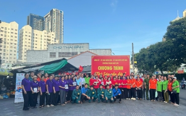 PHƯỜNG PHẠM NGŨ LÃO PHÁT ĐỘNG PHONG TRÀO “NGÀY THỨ SÁU GẦN DÂN” KẾT HỢP CHƯƠNG TRÌNH “ĐỔI RÁC THẢI NHỰA LẤY QUÀ” VÀ TUYÊN TRUYỀN THANH TOÁN TIỀN THU GOM RÁC TRỰC TUYẾN LẦN THỨ 17