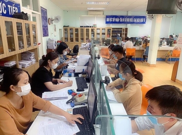 Giữ nguyên lương, phụ cấp cho cán bộ bị ảnh hưởng của sắp xếp đơn vị hành chính trong 6 tháng